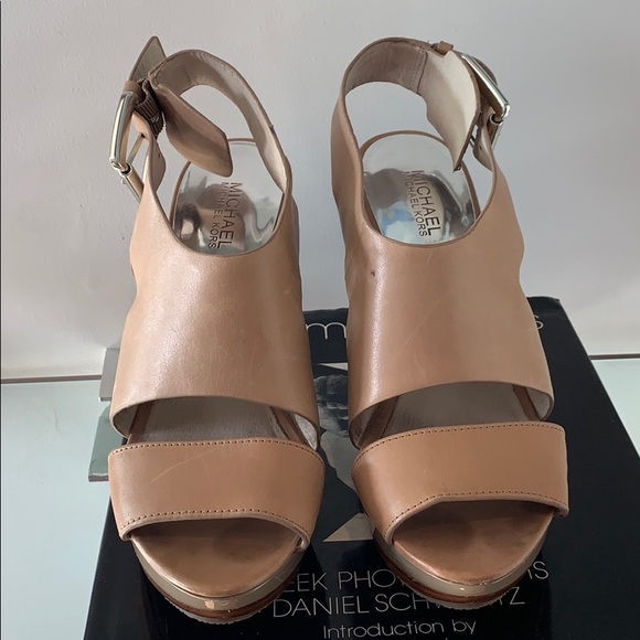 Michael Kors Nude Leather Platform Strap Heels 10m - Picture 2 of 8